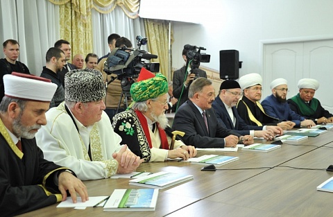 Президент РФ В.В.Путин встретился в Казани с мусульманскими религиозными деятелями