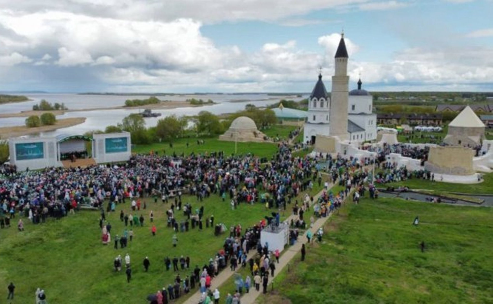 21 мая 2023 года. Празднование 1100 летия принятия Ислама Волжской Булгарией. Болгар музей-заповедник аэровидеосъемка. Булгар 2022.