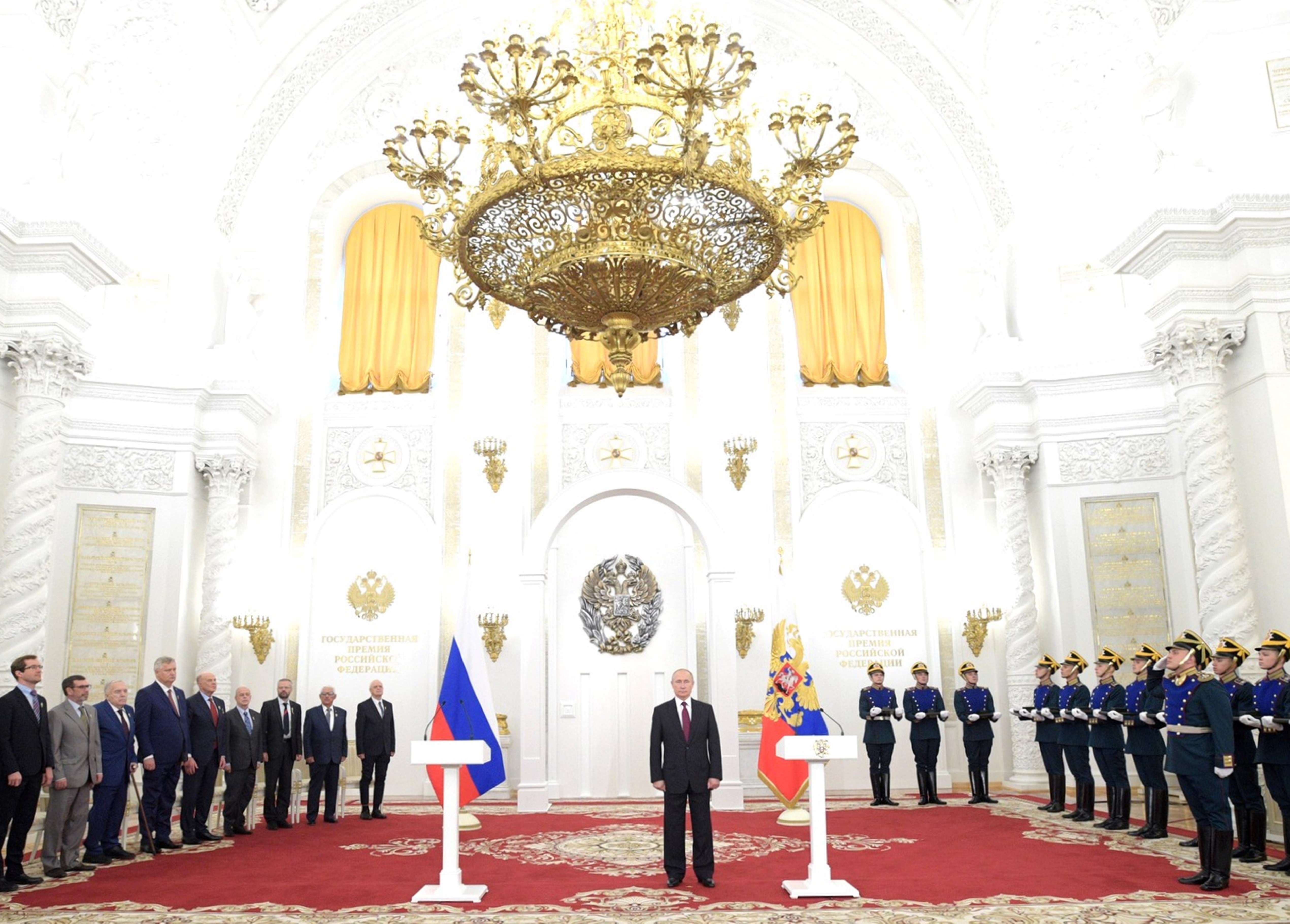 Путин В Кремле Фото