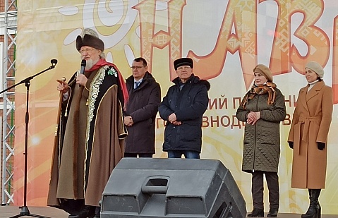 Верховный муфтий приветствовал участников Республиканского праздника Навруз в Уфе