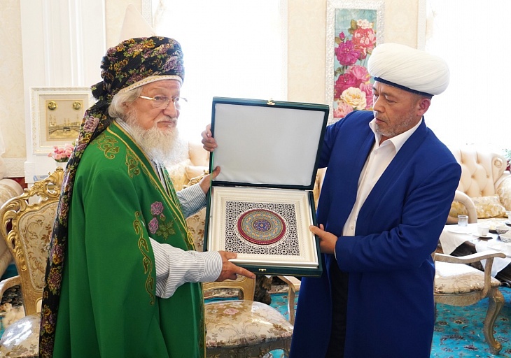 Верховный муфтий встретился с высокими гостями из Республики Узбекистан