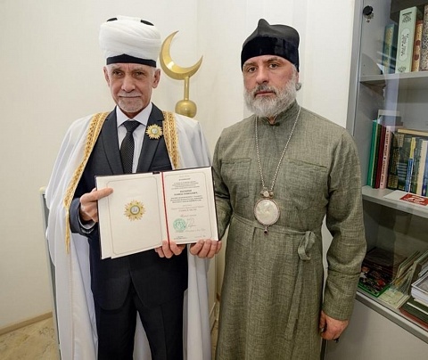 Муфтий Рамиль Равилович Насыров удостоен награды Русской Православной Церкви