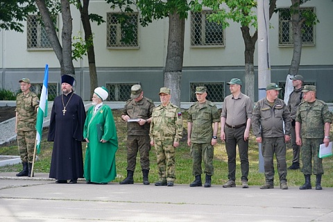 Имам-ахунд Мавлемзан Сибгатуллин посетил места боевого слаживания добровольческого мотострелкового полка «Башкортостан»