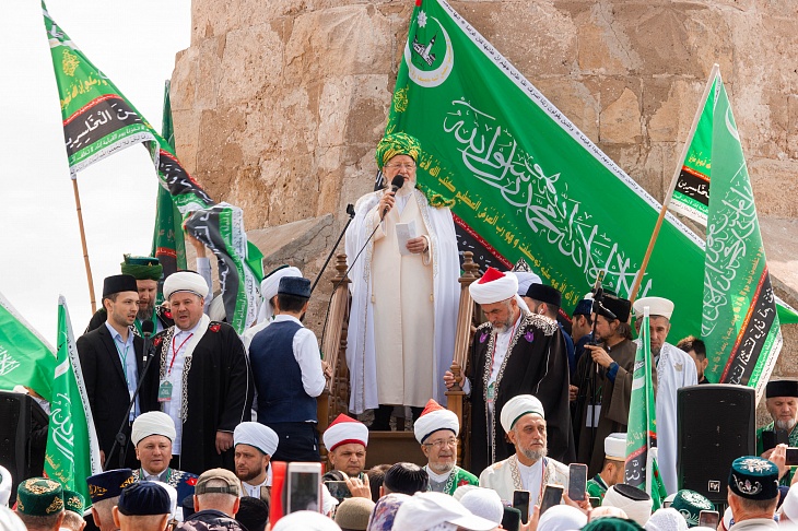 Верховный муфтий провел молитву покаяния «Тауба»