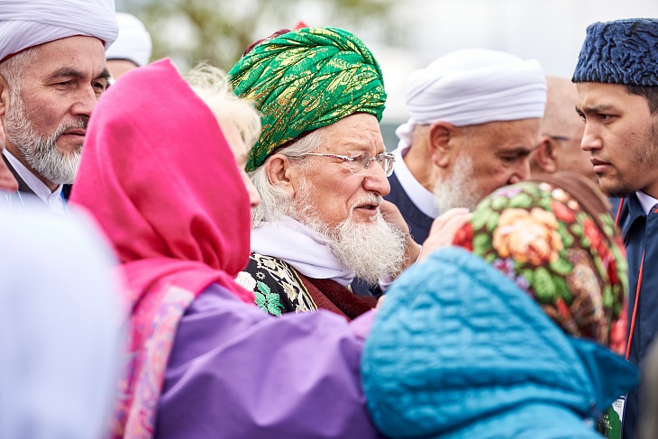 42 года во главе российских мусульман