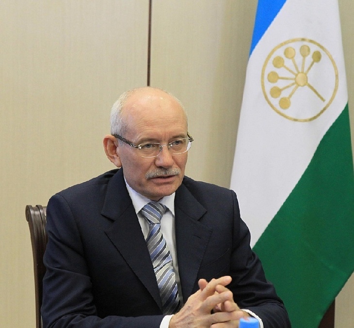 Поздравление Главы Республики Башкортостан Р.З.Хамитова Верховному муфтию по случаю Дня рождения