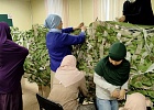 В День хиджаба уфимские мусульманки плели маскировочные сети 
