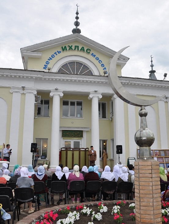 В мечети «Ихлас» состоялся торжественный вечер, приуроченный к началу священного месяца Рамадан