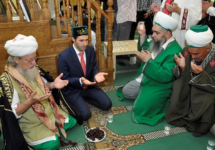 Делегация Дагестана посетила ифтар от Верховного муфтия