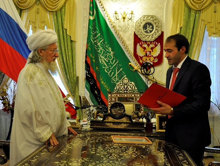 Делегация Дагестана поздравила Верховного муфтия с 35-летним юбилеем вступления в должность