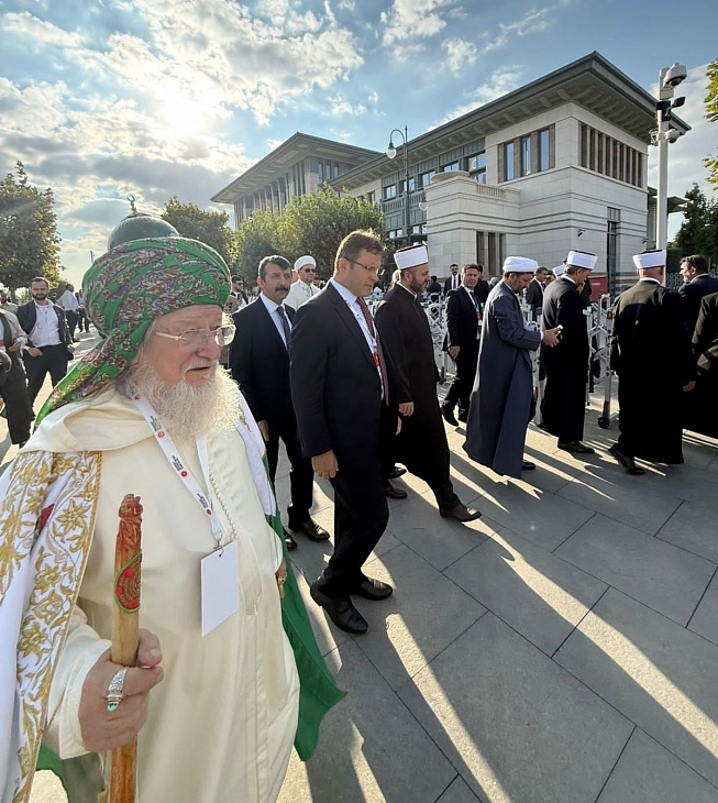 Шейх-уль-Ислам Талгат Сафа Таджуддин – участник праздника «Маулид ан-Наби» в г.Анкара