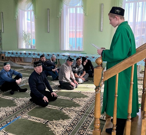 Cтуденты медресе «Нуруль Ислам» ЦДУМ России в Священный месяц Рамазан проходят практику в мечетях