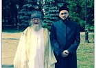 Талгат Таджуддин наградил муфтия Татарстана медалью