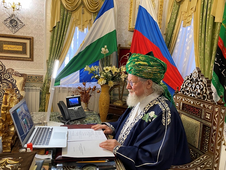 Глава российской уммы приветствовал участников Международной научно-практической конференции «Духовный мир мусульманских народов»